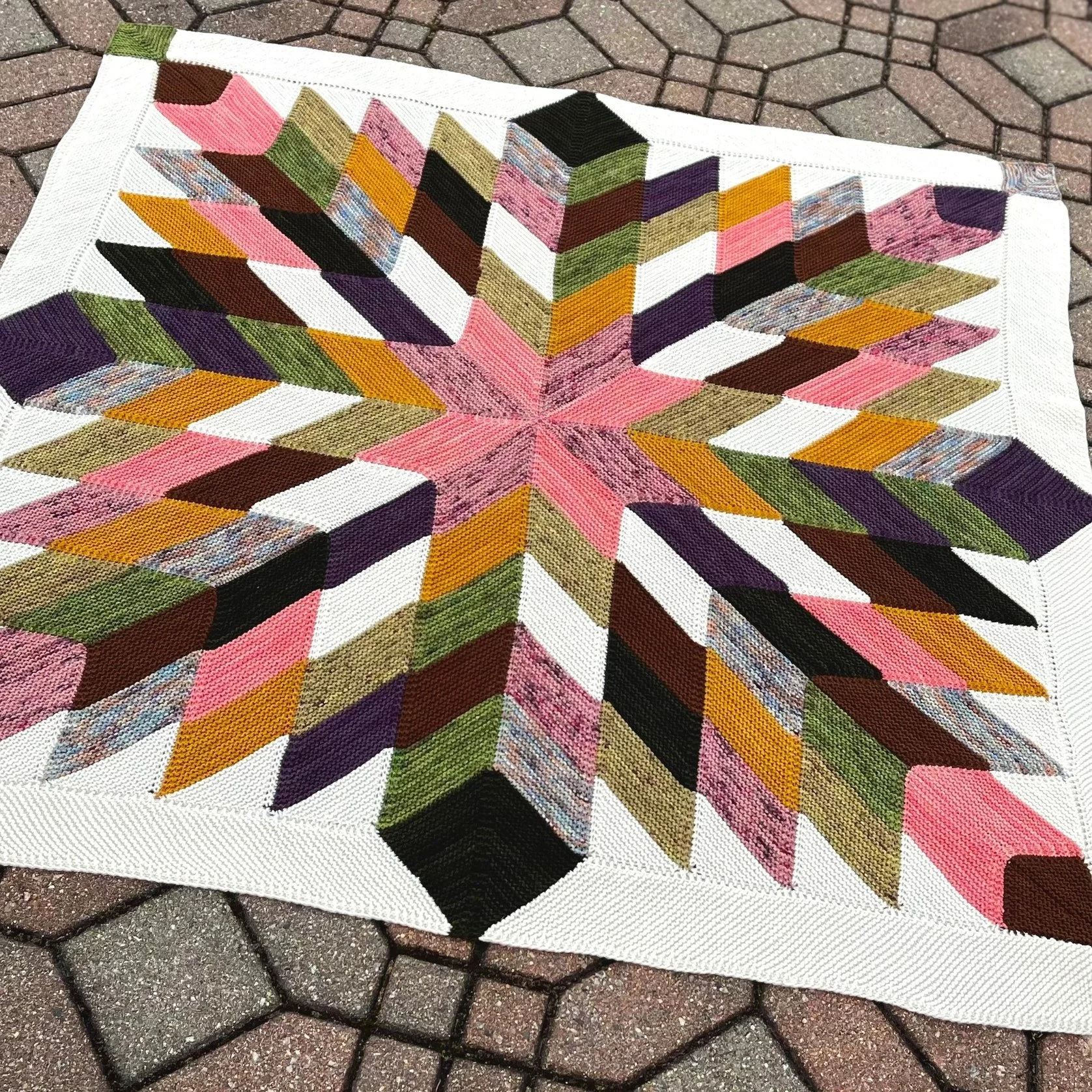 Quinn's Quilt, knitted blanket pattern — MarinJa Knits